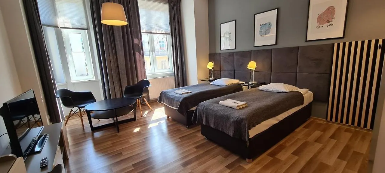*** Aparthotel 1 Night In Poznan - Matejki Apartments Poland
