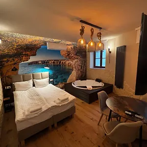 Apartment Provenir Kwiatowa 5