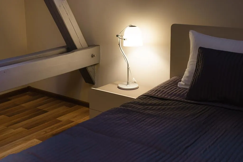 1 Night In Poznan - Matejki Apartments