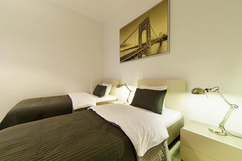 1 Night In Poznan - Matejki Apartments Aparthotel